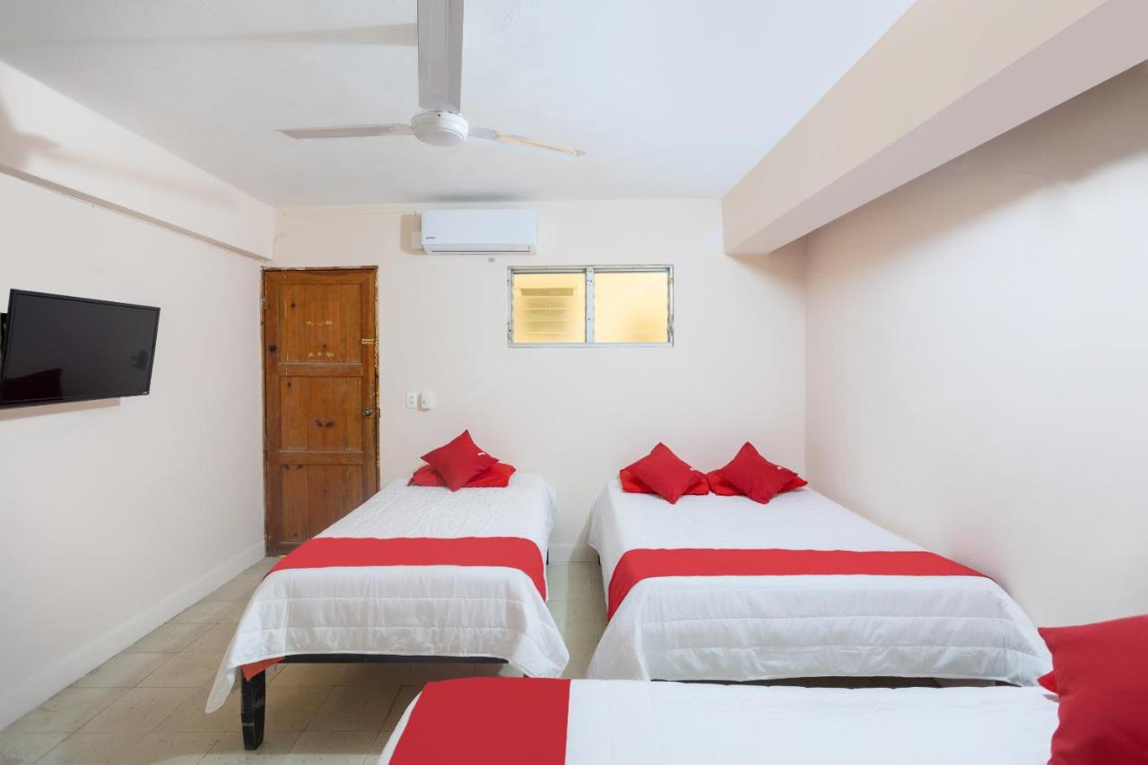 Hotel Rosa Del Alba, Malecon 체투말 외부 사진