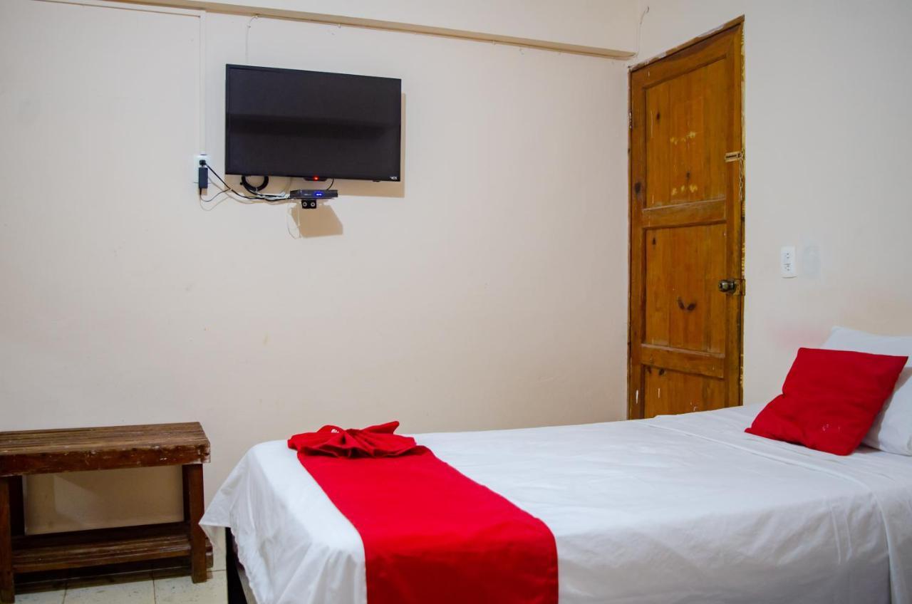 Hotel Rosa Del Alba, Malecon 체투말 외부 사진
