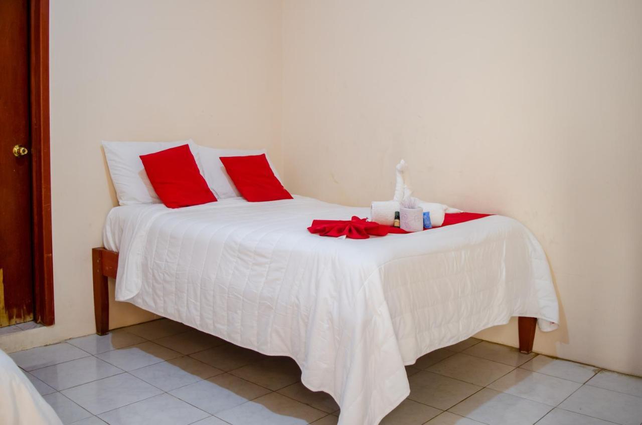 Hotel Rosa Del Alba, Malecon 체투말 외부 사진