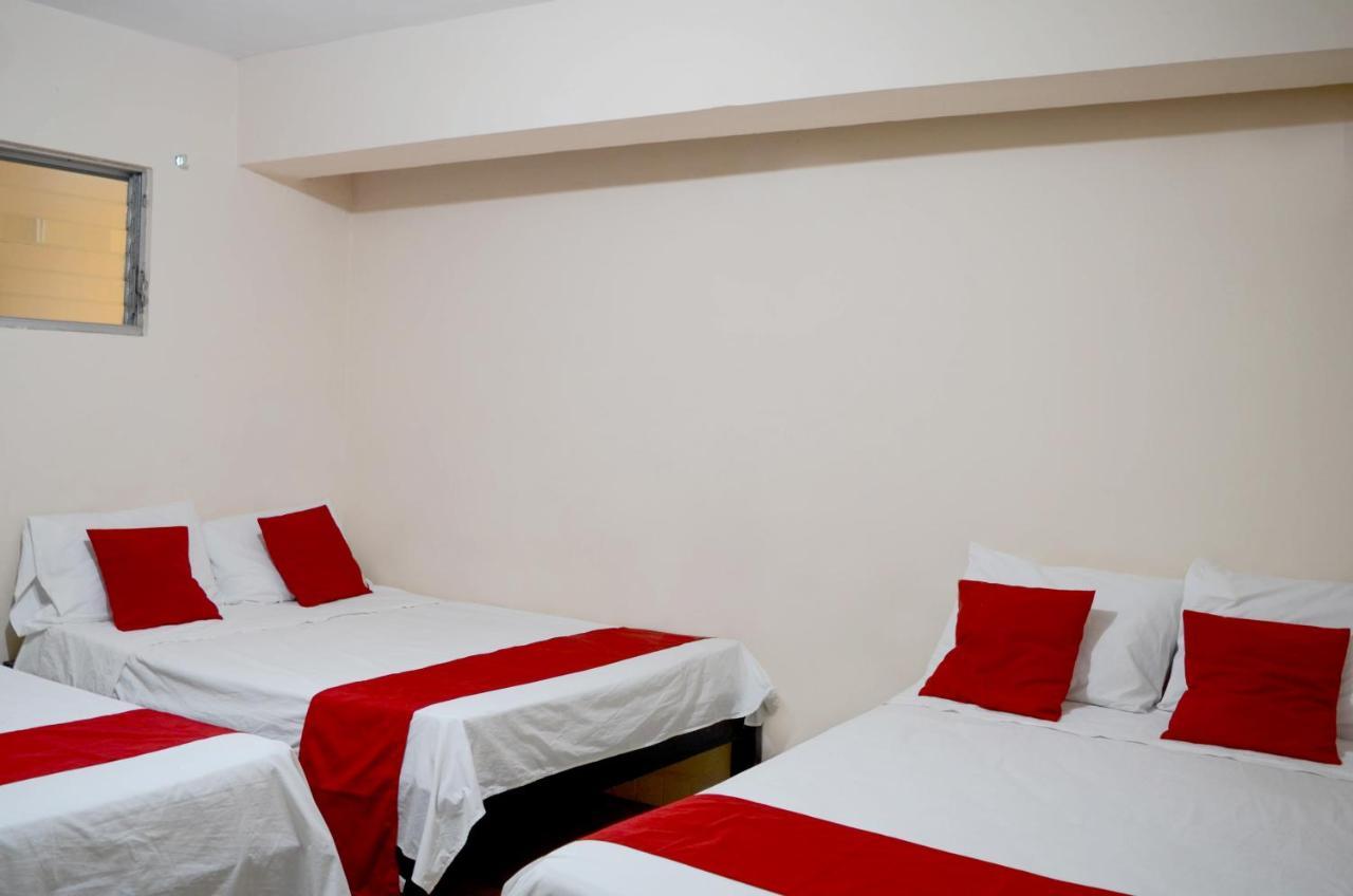 Hotel Rosa Del Alba, Malecon 체투말 외부 사진